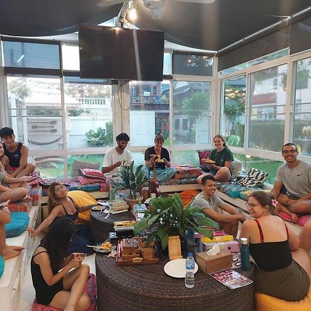 Hostel Lullaby Non-Smoking (Adults Only) Chiang Mai Dış mekan fotoğraf