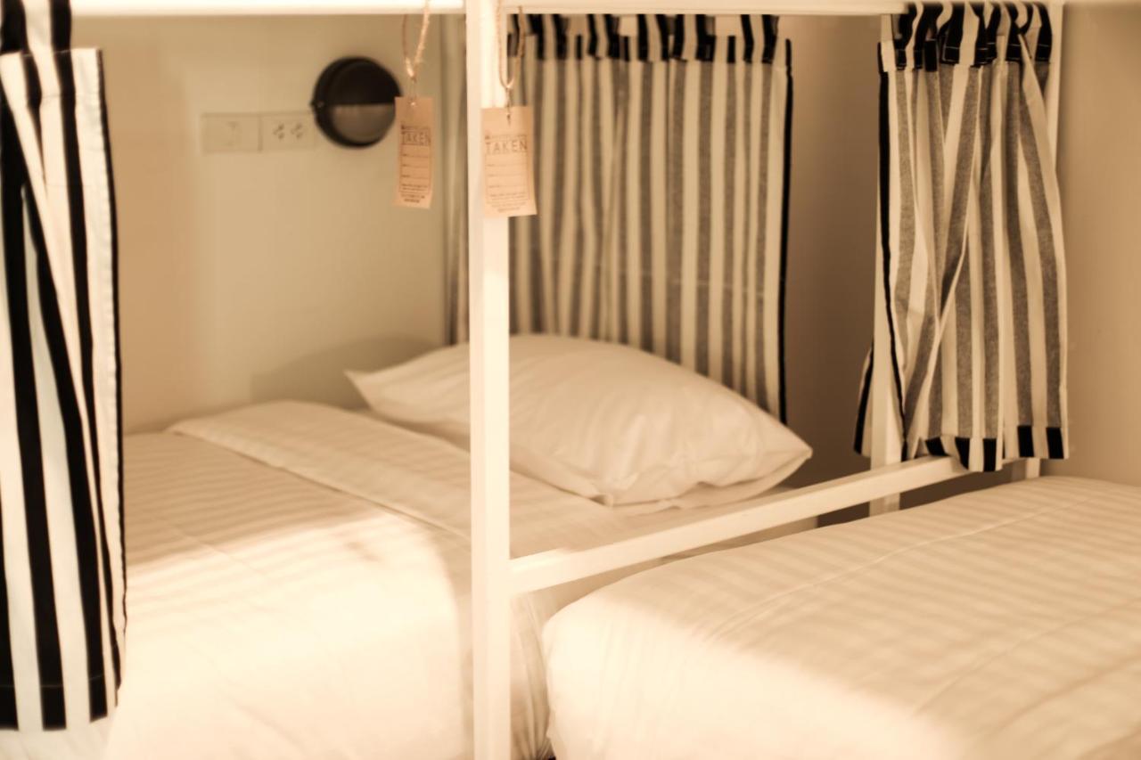 Hostel Lullaby Non-Smoking (Adults Only) Chiang Mai Dış mekan fotoğraf