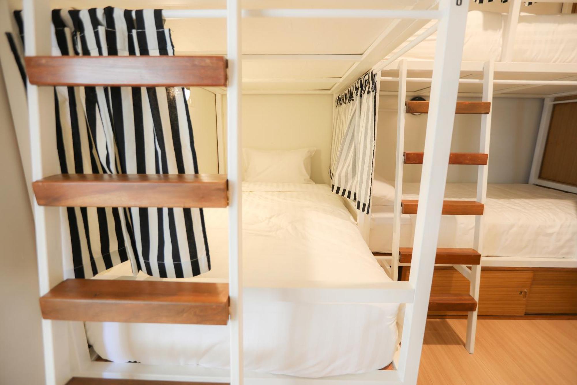 Hostel Lullaby Non-Smoking (Adults Only) Chiang Mai Oda fotoğraf