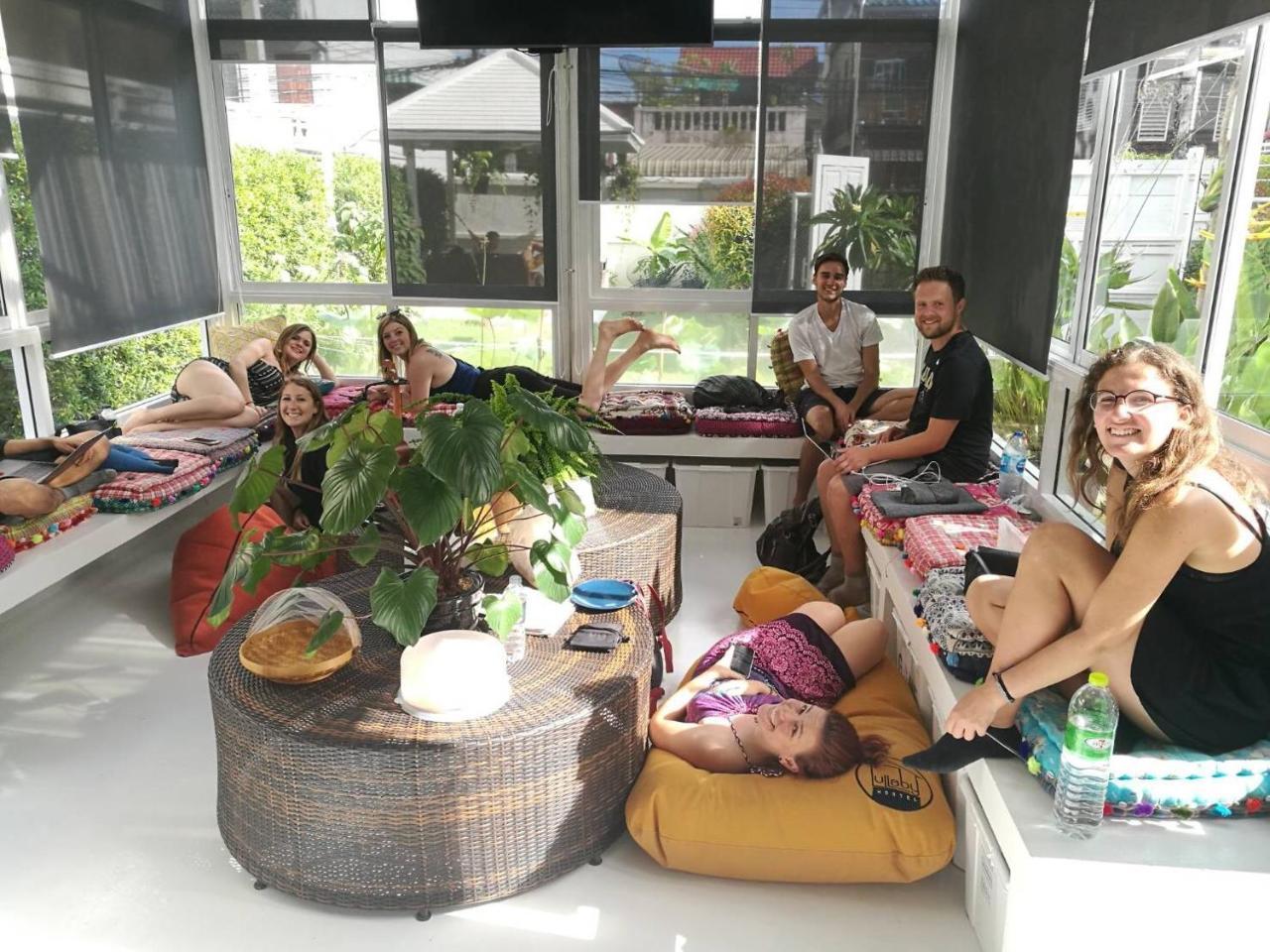 Hostel Lullaby Non-Smoking (Adults Only) Chiang Mai Dış mekan fotoğraf